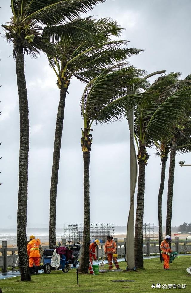 !海南暴雨狂风肆虐防护指南速存台风 “博罗依” 今夜登陆越南(图10) !海南暴雨狂风肆虐防护指南速存台风 “博罗依” 今夜登陆越南(图10)
